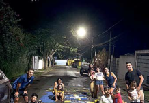 Além das figurinhas!